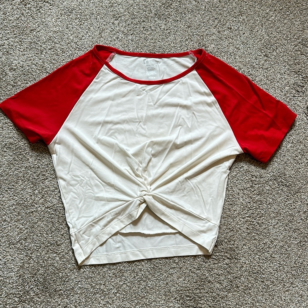 Buffbunny knotty raglan crop